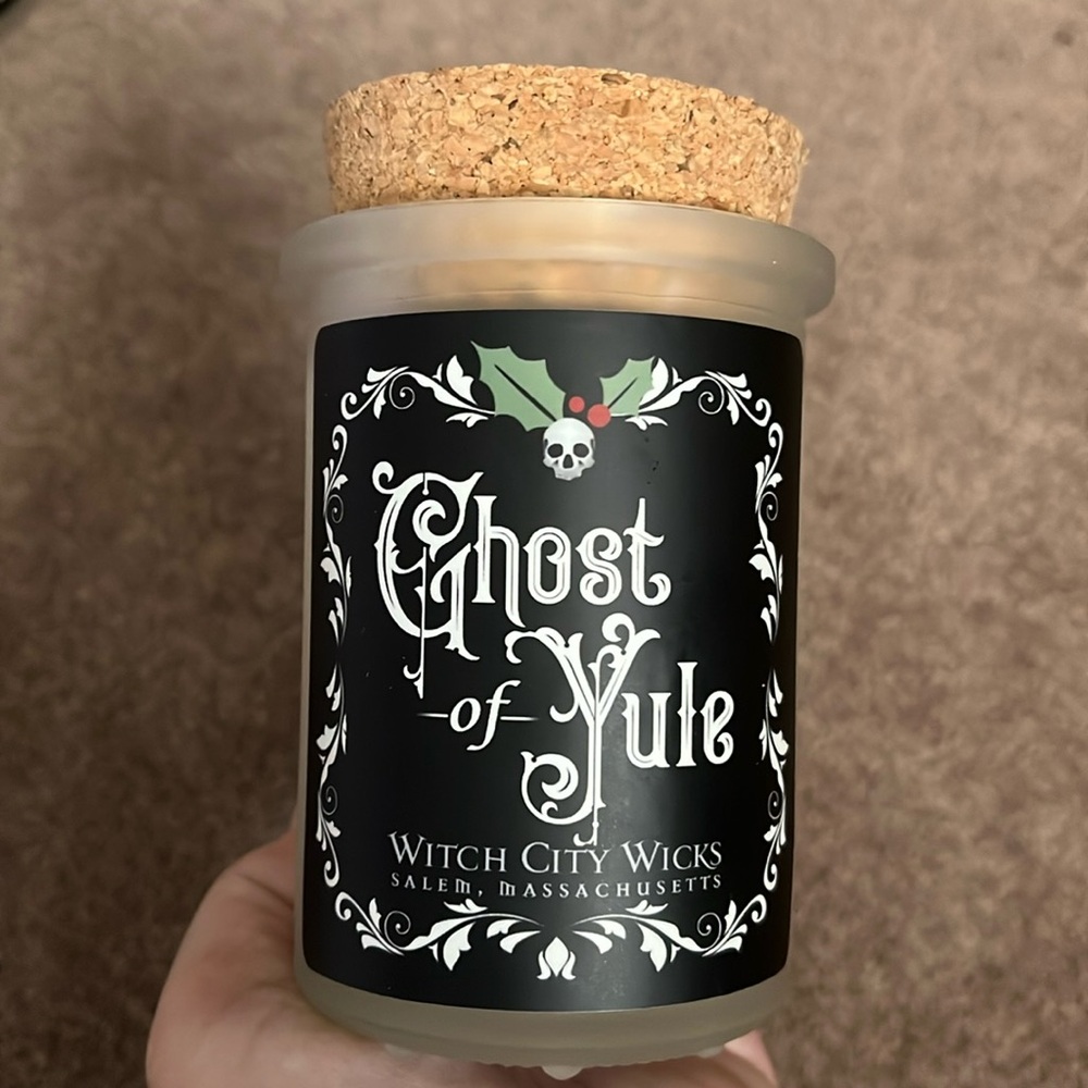 Witch City Wicks Single Wick Candle, Ghost of Yule.